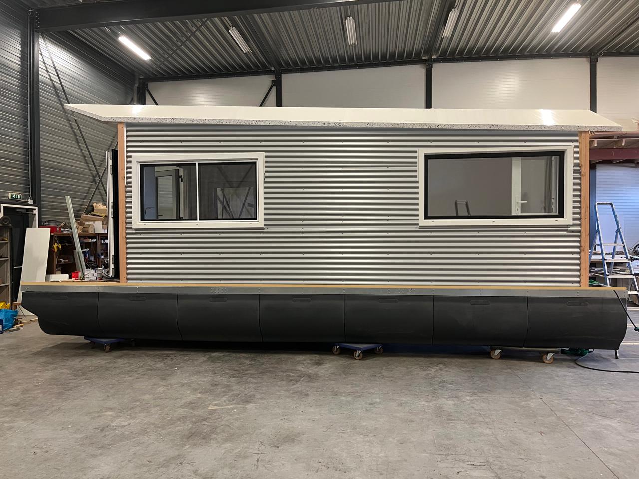 Floathouse zijde